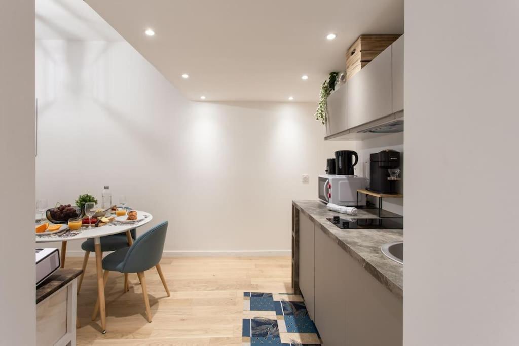 L10 Central Suite 2 Bedrooms Old Nice Wifi 3Mins Sea Exterior photo